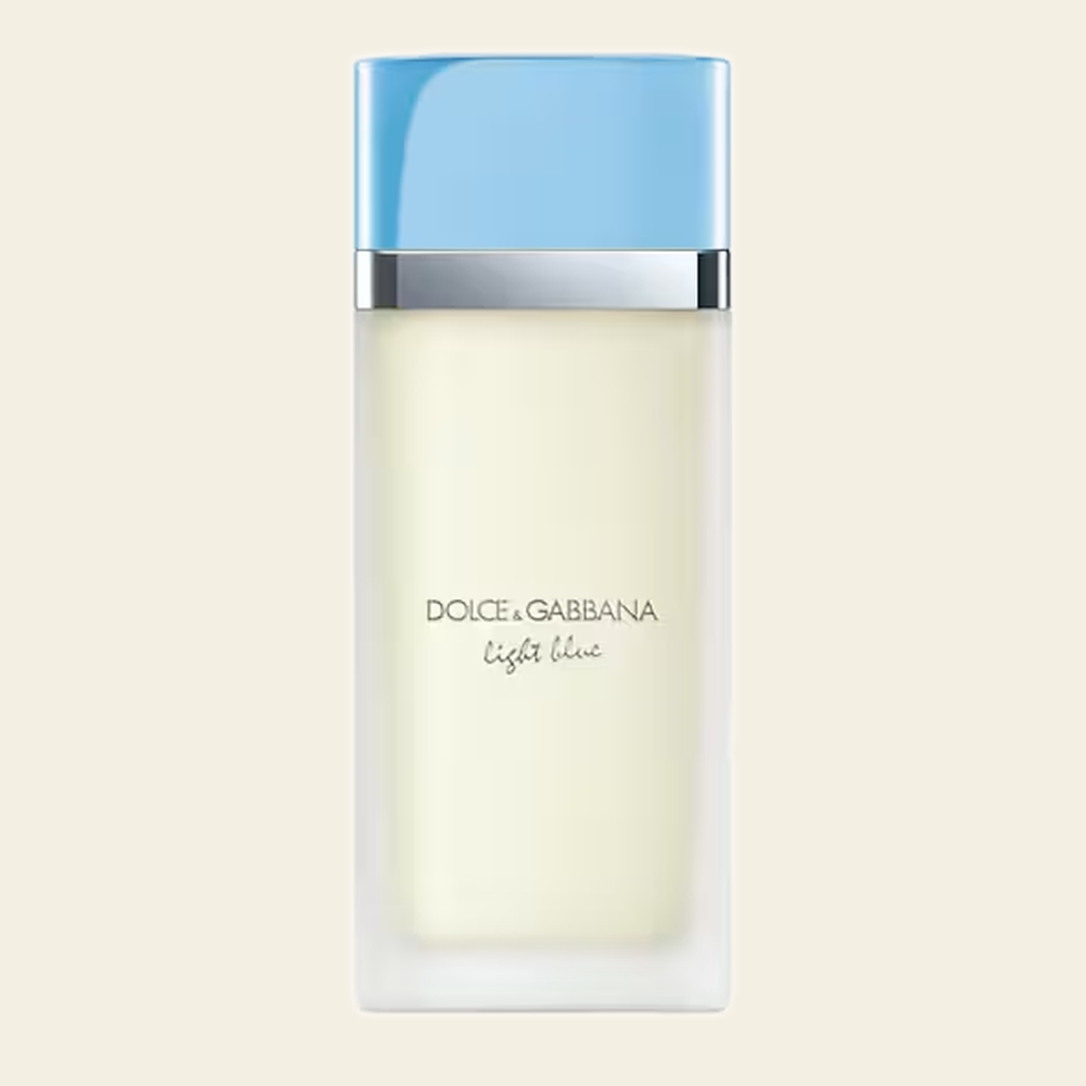 Flacon de parfum Light Blue par Dolce & Gabbana sur fond ivoire