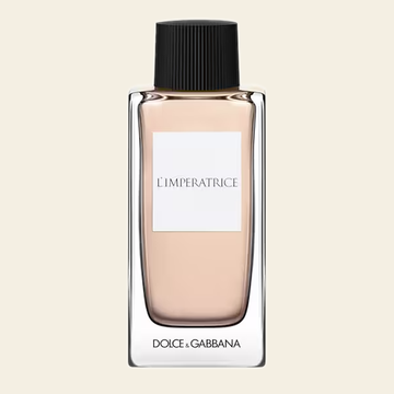 Flacon de parfum L'Impératrice par Dolce & Gabbana sur fond ivoire