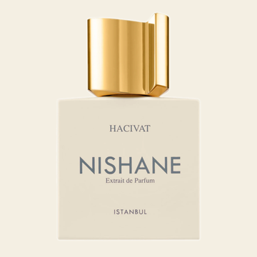 Flacon de parfum Hacivat par Nishane sur fond ivoire