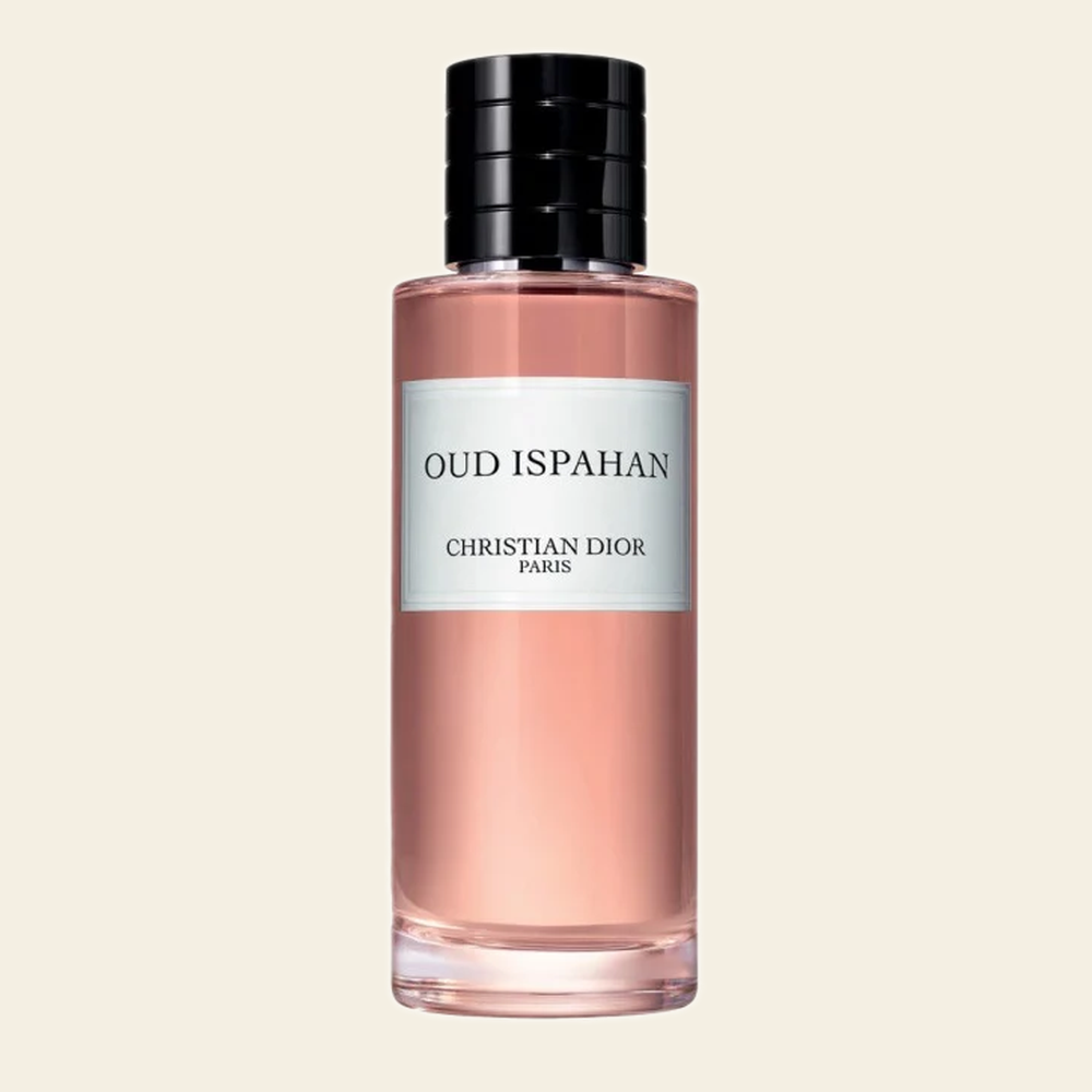 Flacon de parfum Oud Ispahan par Dior sur fond ivoire