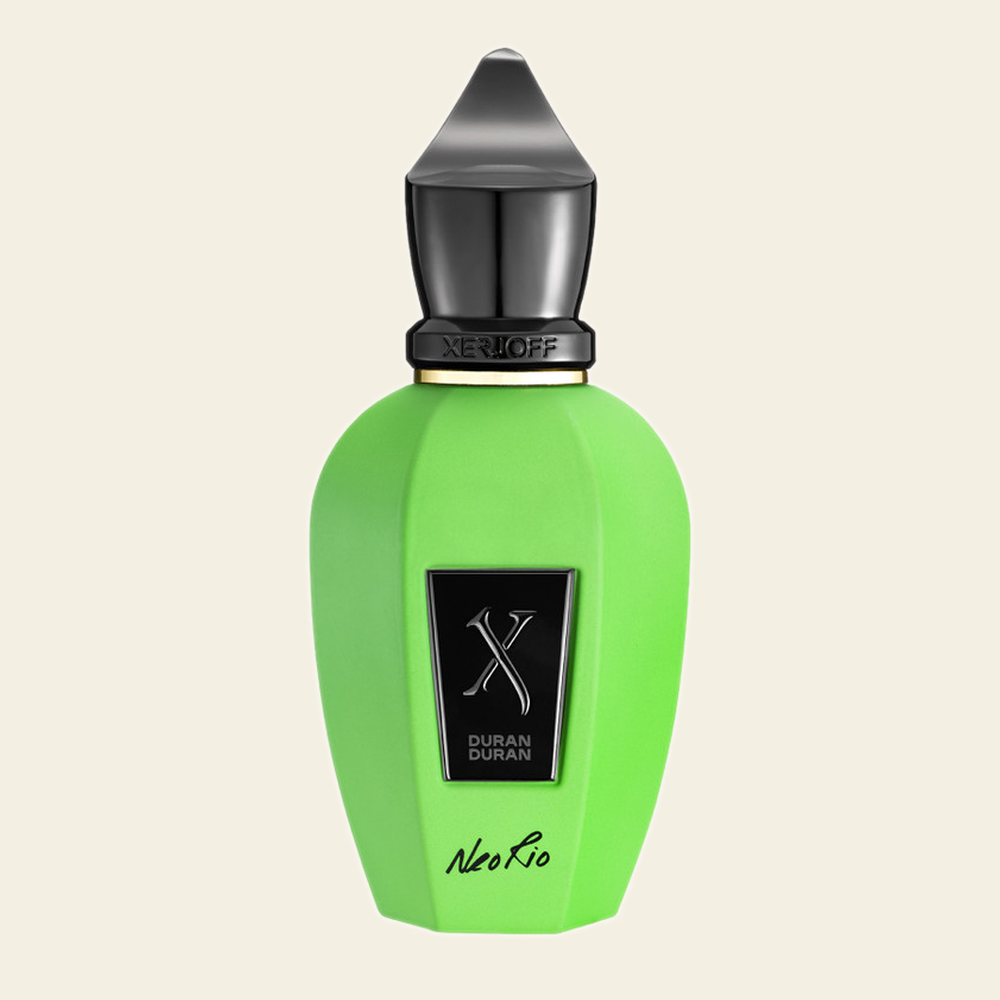 Flacon de parfum Duran Duran NeoRio par Xerjoff sur fond ivoire