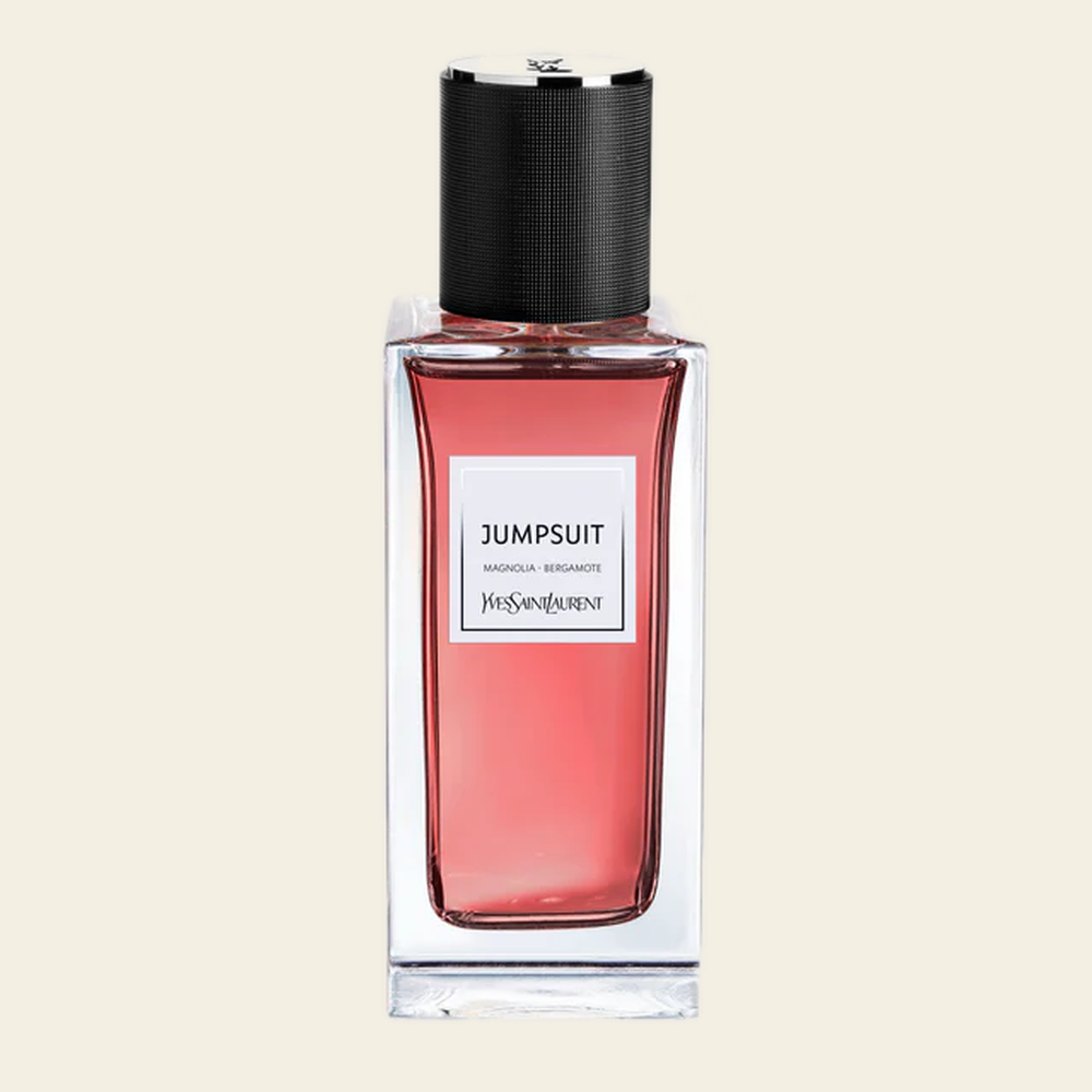 Flacon de parfum Jumpsuit par Yves Saint Laurent sur fond ivoire